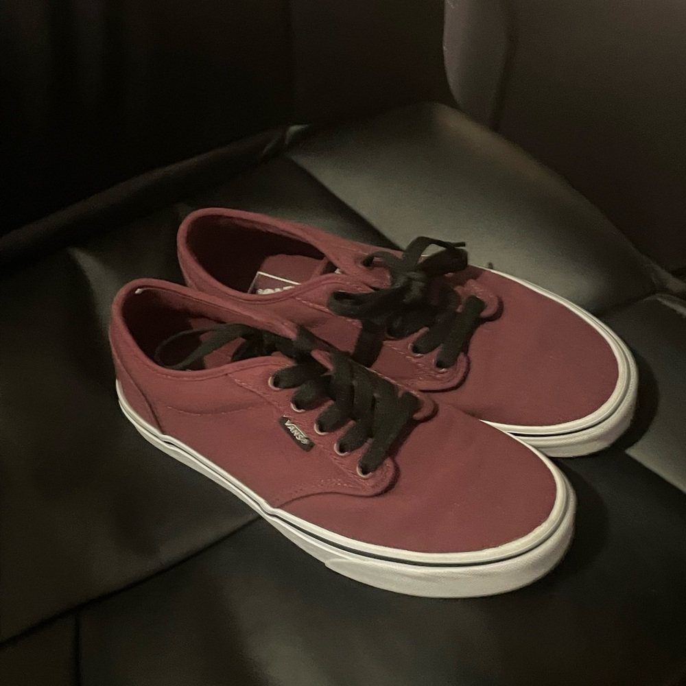 Vans mens size 8.5 maroon